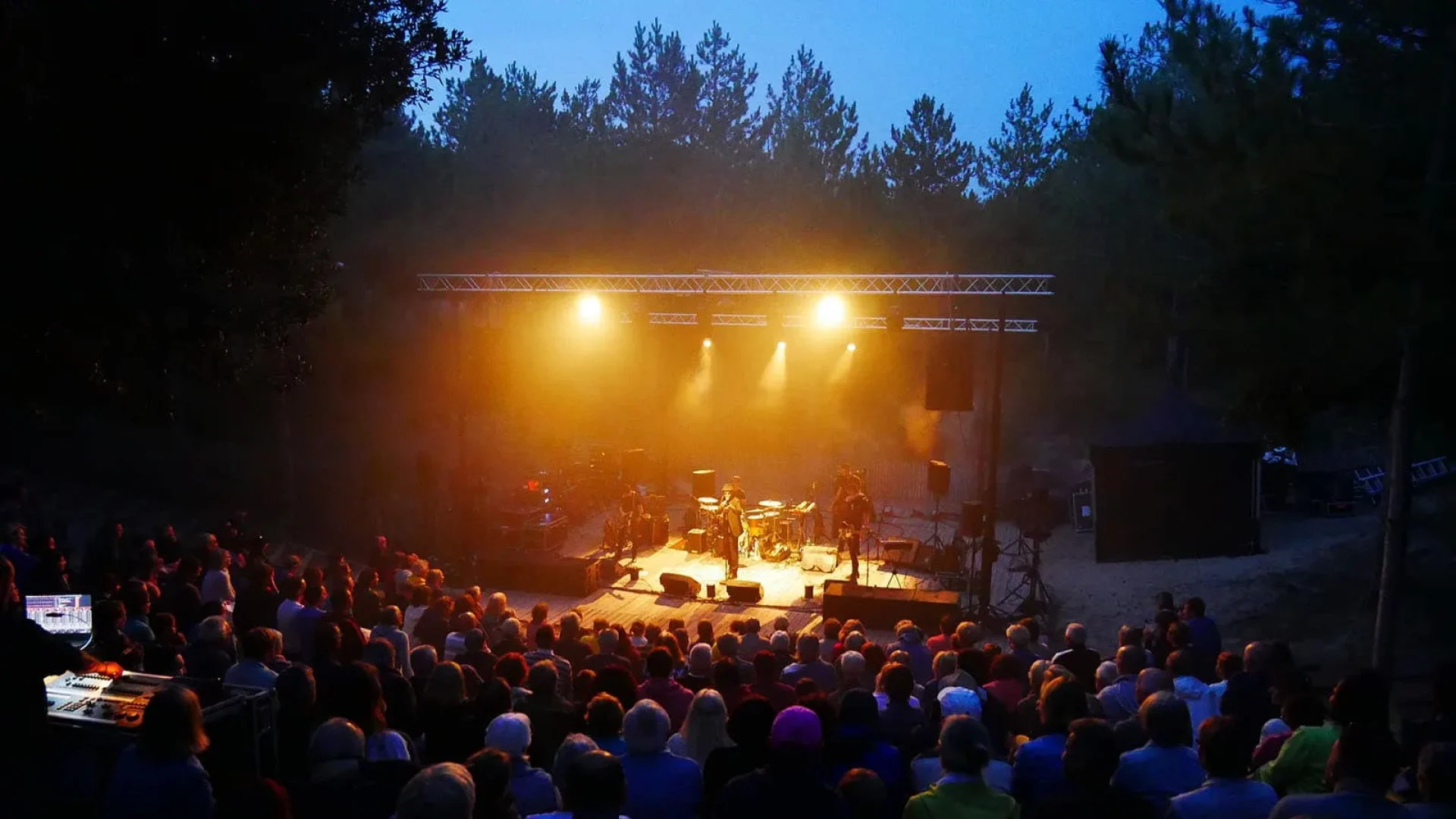 Konzert im Wald im Pays de Saint Jean de Monts